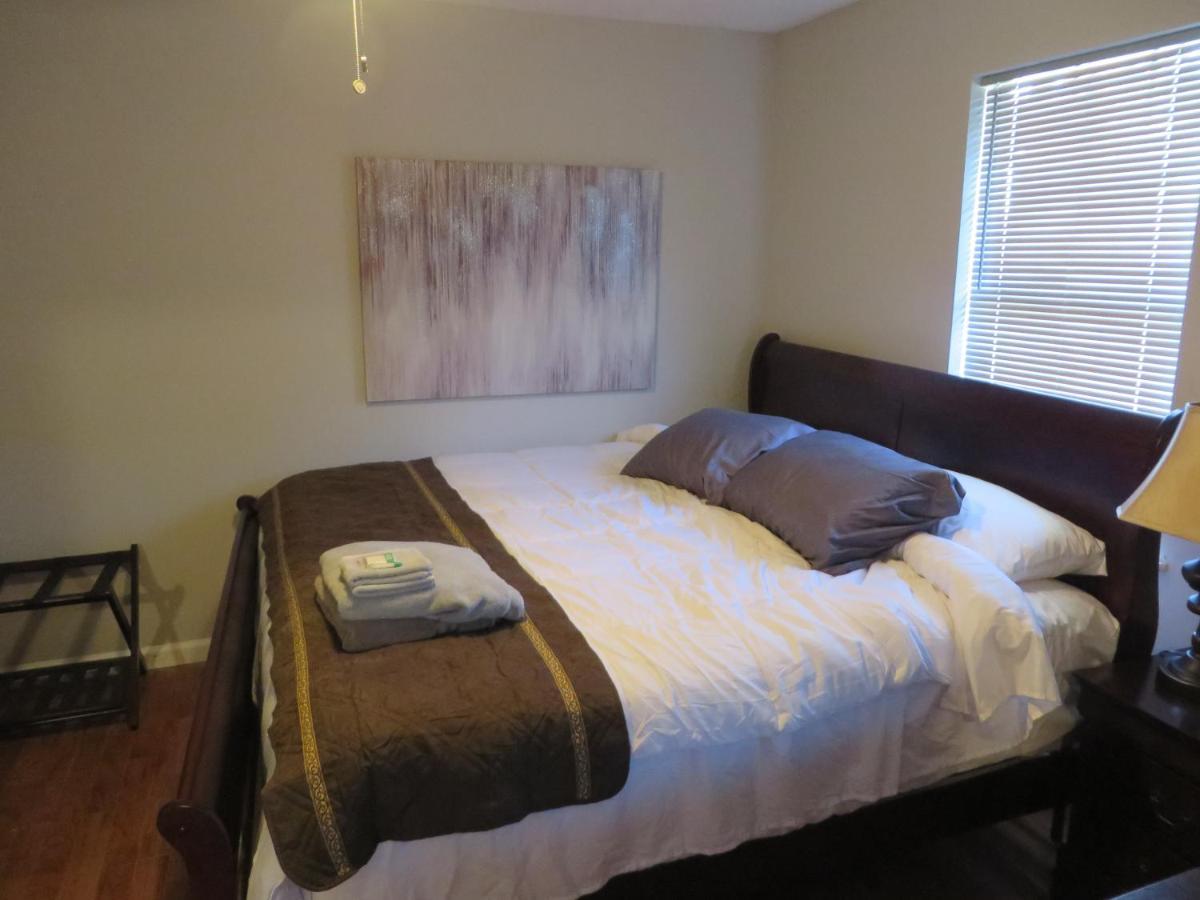 5 Star Atlanta Harsfield Guesthouse College Park Екстер'єр фото