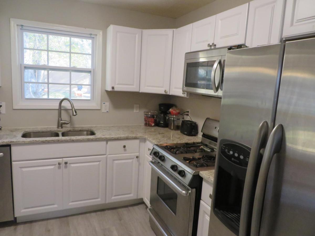 5 Star Atlanta Harsfield Guesthouse College Park Екстер'єр фото