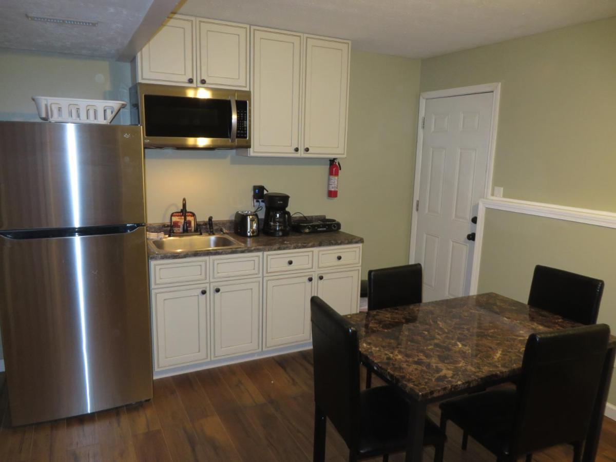 5 Star Atlanta Harsfield Guesthouse College Park Екстер'єр фото