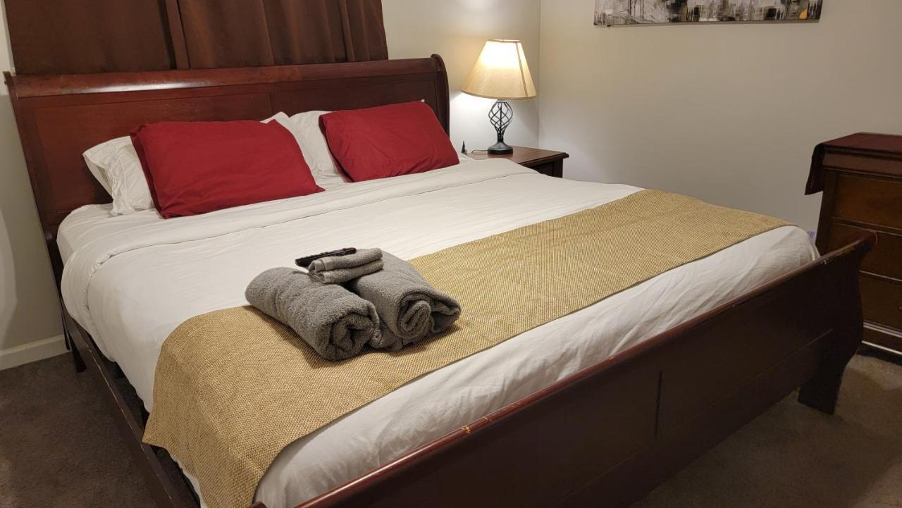 5 Star Atlanta Harsfield Guesthouse College Park Екстер'єр фото