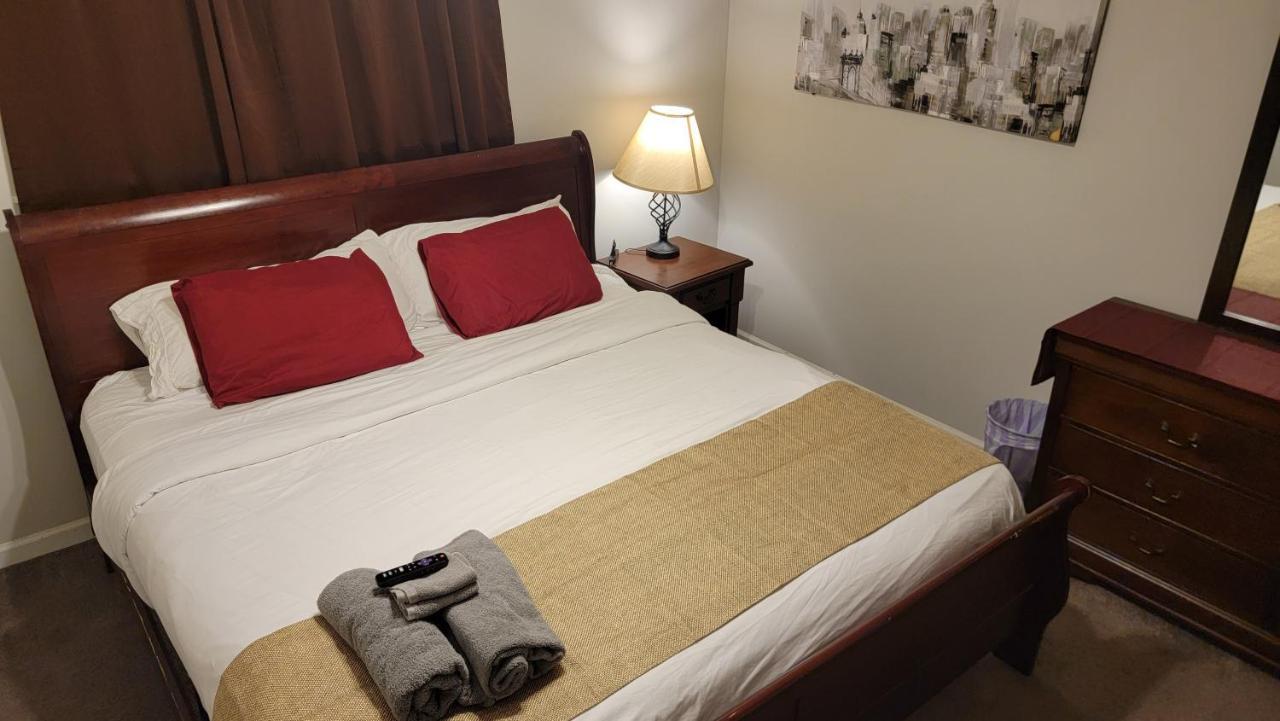 5 Star Atlanta Harsfield Guesthouse College Park Екстер'єр фото